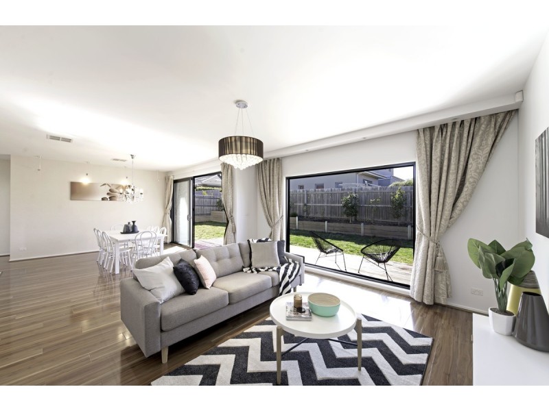 1 Dreyer Street, Franklin ACT 2913