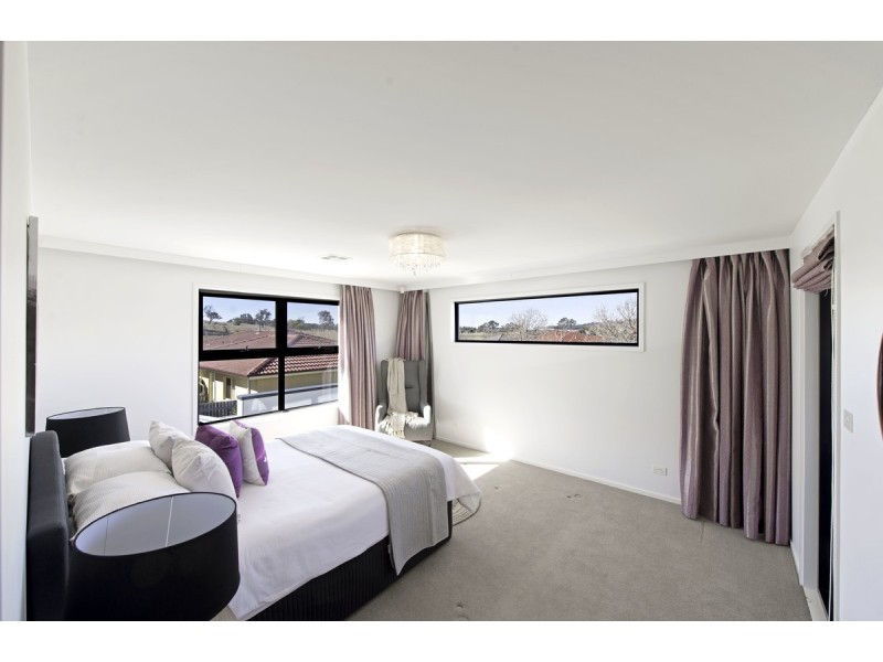 1 Dreyer Street, Franklin ACT 2913