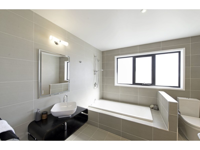 1 Dreyer Street, Franklin ACT 2913