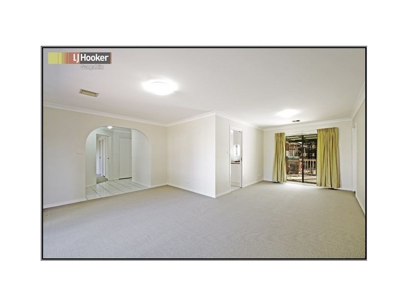 35 Macedon Crescent, Palmerston ACT 2913