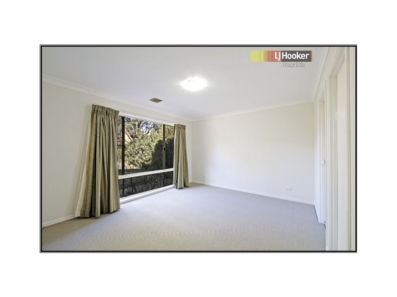 35 Macedon Crescent, Palmerston ACT 2913