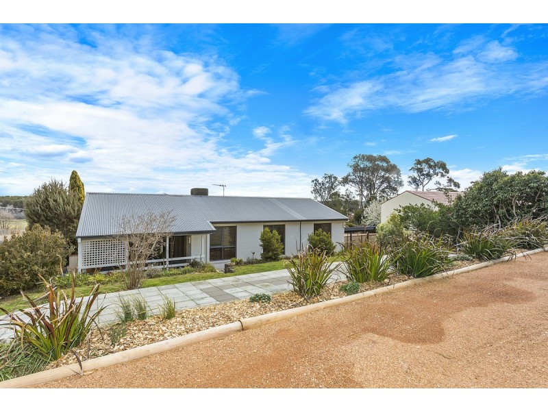 49 Baracchi Crescent, Giralang ACT 2617