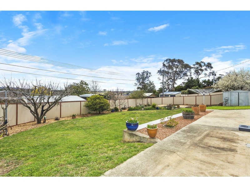 49 Baracchi Crescent, Giralang ACT 2617