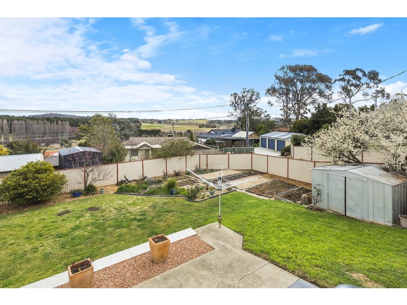 49 Baracchi Crescent, Giralang ACT 2617