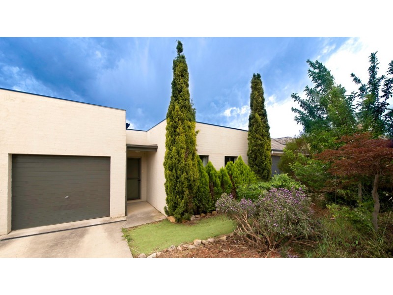 11 Dagmar Berne Street, Macgregor ACT 2615