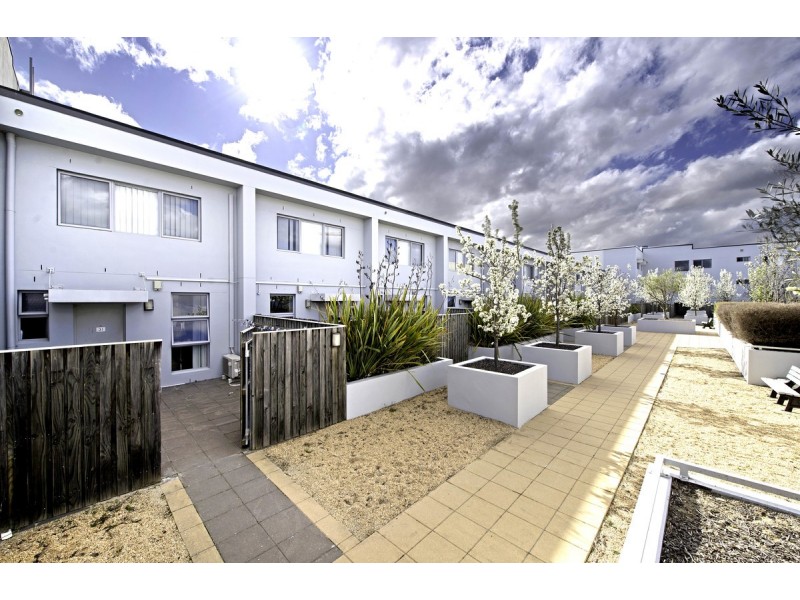 31/54 Ernest Cavanagh Street, Gungahlin ACT 2912
