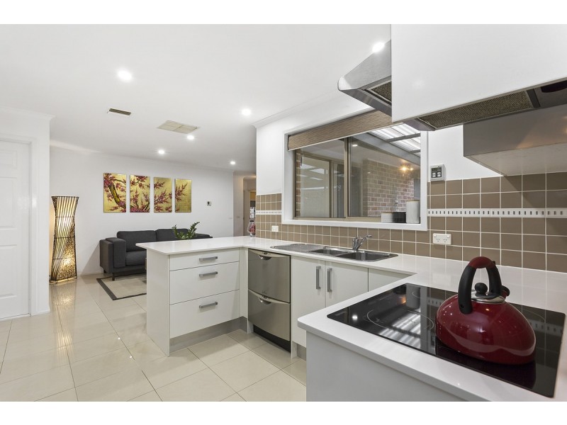17 Narryer Close, Palmerston ACT 2913