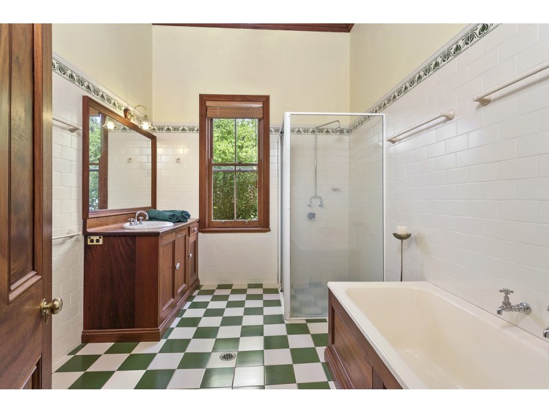 99 Rossi Street, Yass NSW 2582