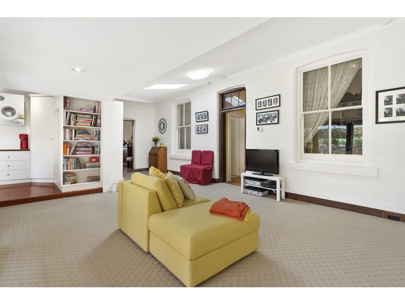 99 Rossi Street, Yass NSW 2582