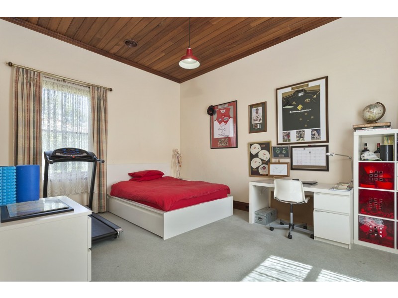 99 Rossi Street, Yass NSW 2582