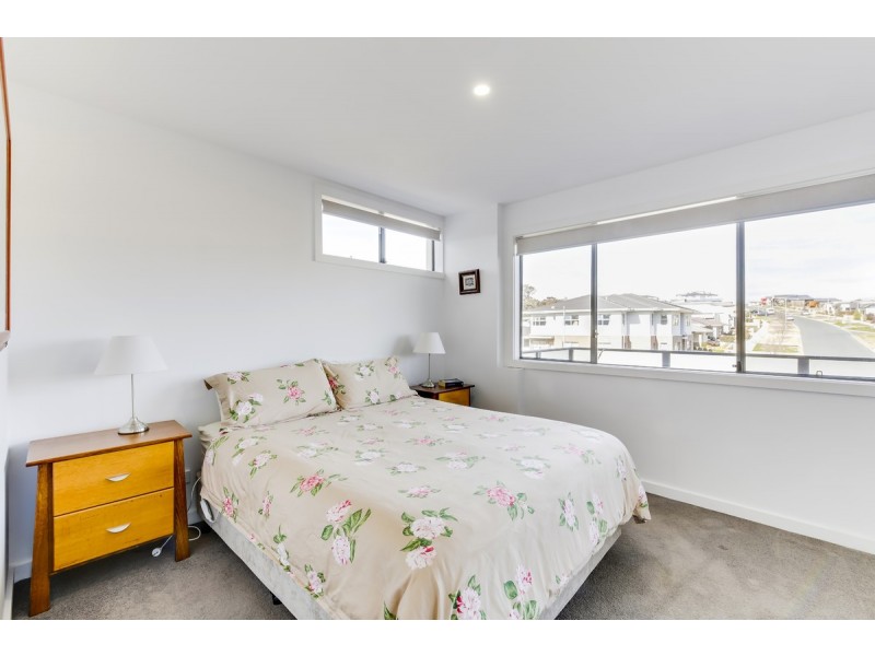 19/50 Hillcrest Street, Crace ACT 2911