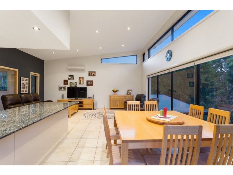 15 Lindwall Place, Nicholls ACT 2913