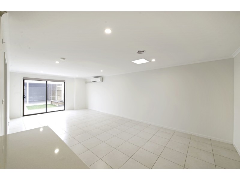 16/12 Helby Street, Harrison ACT 2914