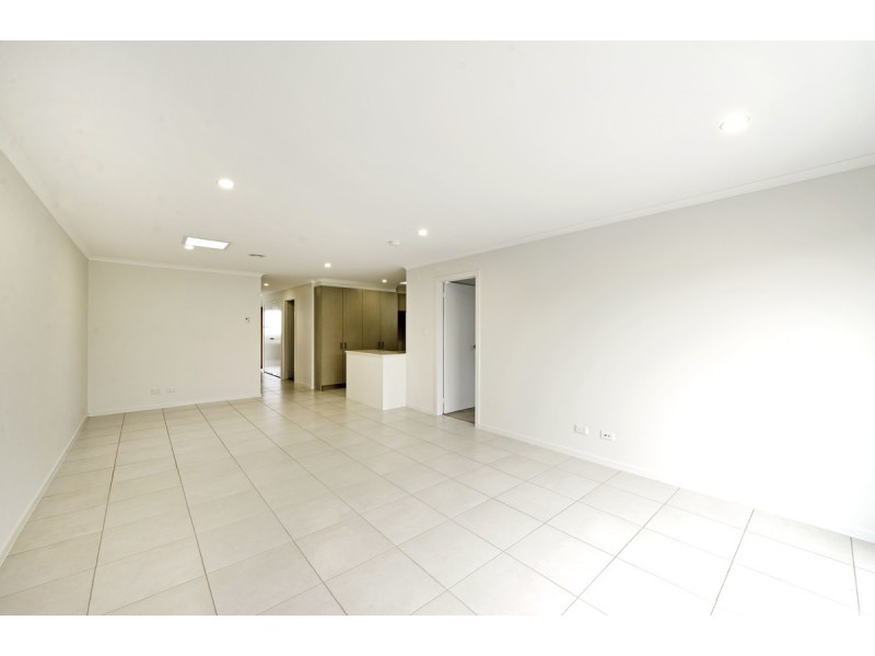 16/12 Helby Street, Harrison ACT 2914