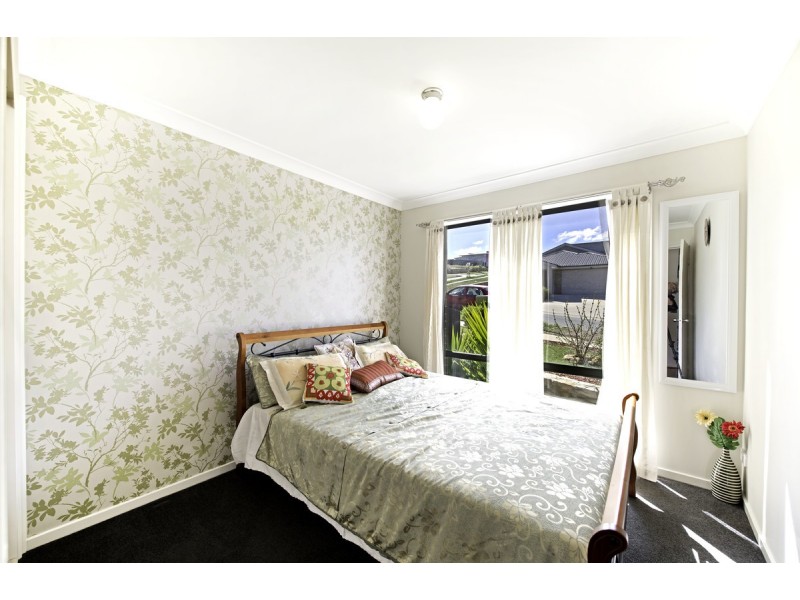 18 Eugene Vincent Street, Bonner ACT 2914