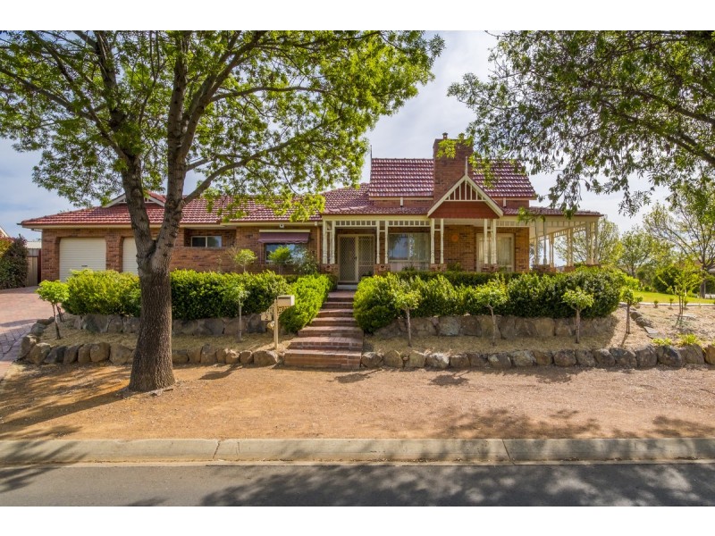 2 Cann Close, Palmerston ACT 2913