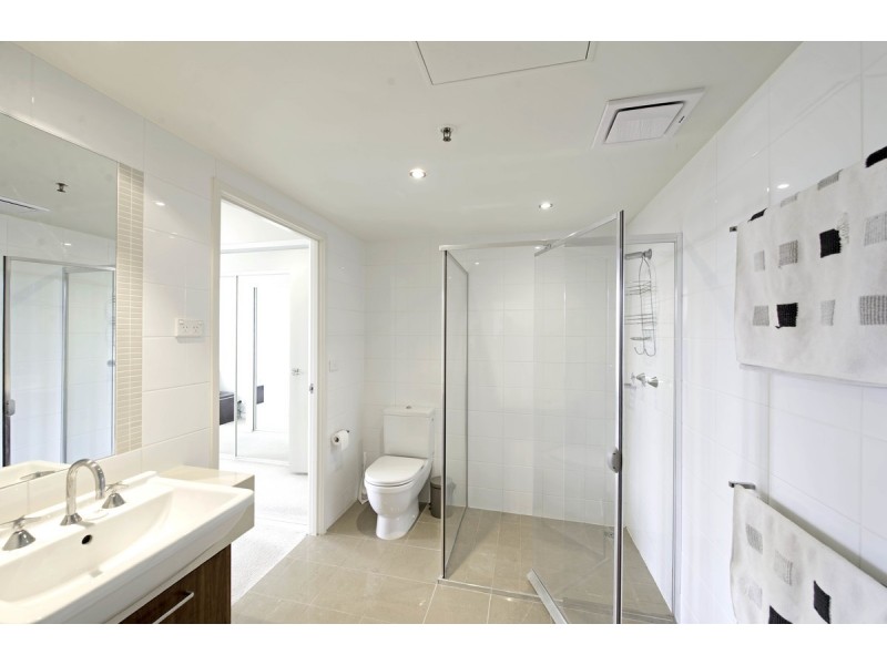 112/3 London Circuit, Canberra ACT 2600