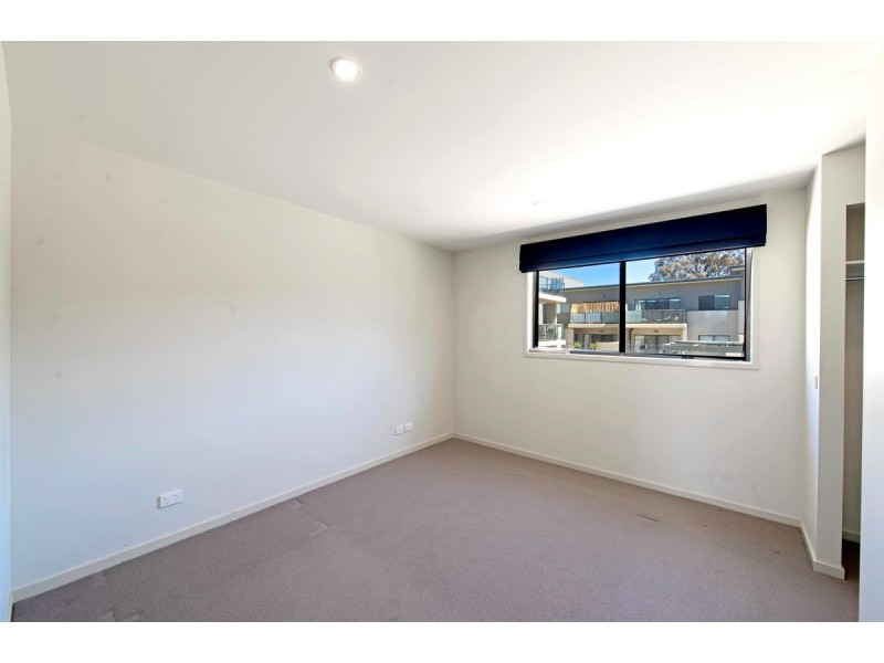 40/303 Flemington Road, Franklin ACT 2913