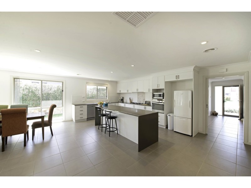 3 Marcus Street, Forde ACT 2914