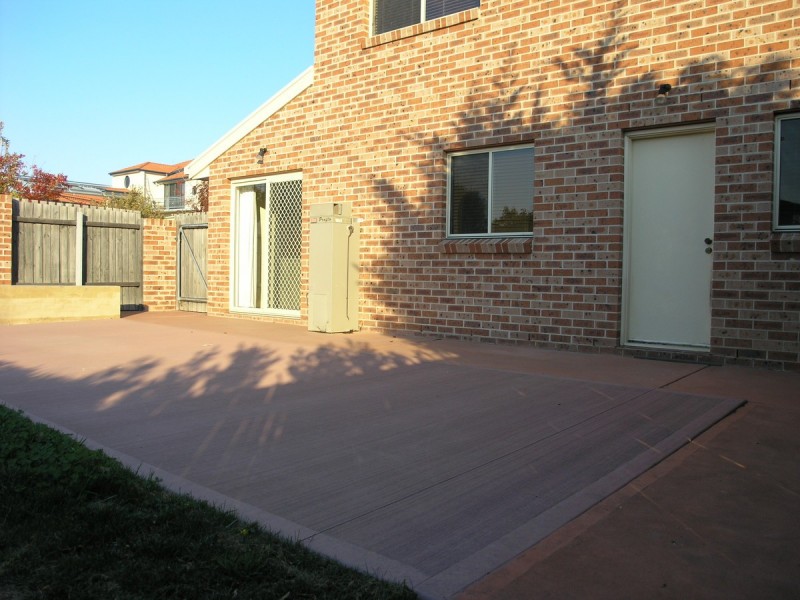 6 Burraly Court, Ngunnawal ACT 2913