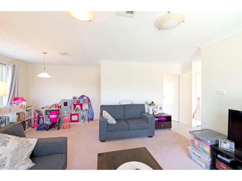 30 Lanley Square, Ngunnawal ACT 2913