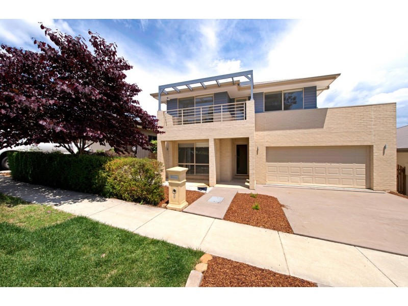 8 Everson Street, Forde ACT 2914