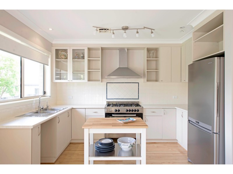8 Everson Street, Forde ACT 2914