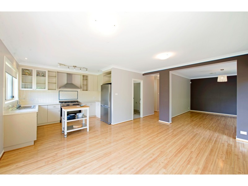 8 Everson Street, Forde ACT 2914