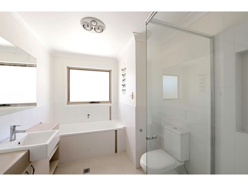 8 Everson Street, Forde ACT 2914