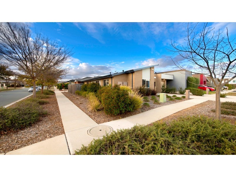 10 Marie Pitt Street, Franklin ACT 2913