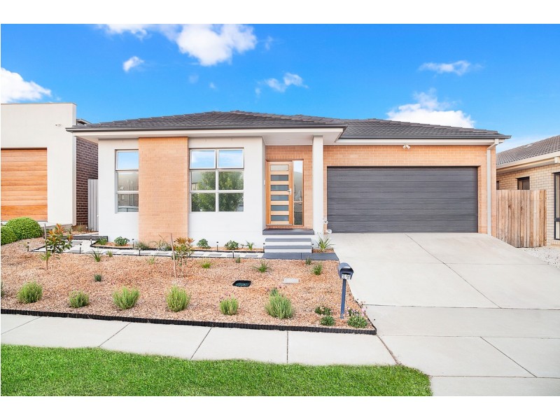 17 Helby Street, Harrison ACT 2914