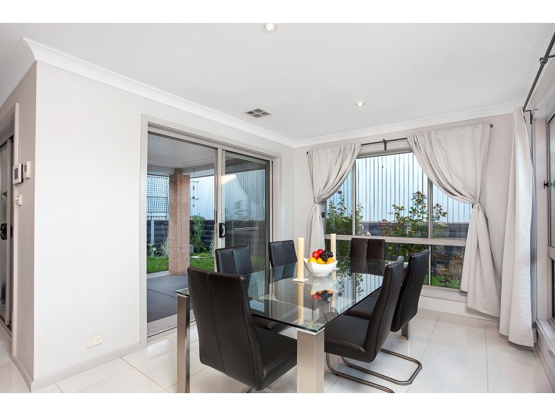 17 Helby Street, Harrison ACT 2914