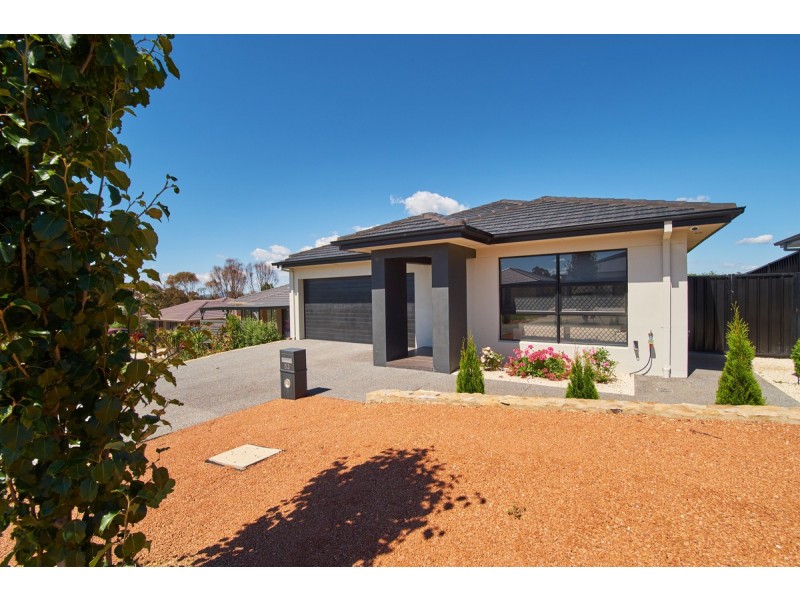 53 Anakie Court, Ngunnawal ACT 2913
