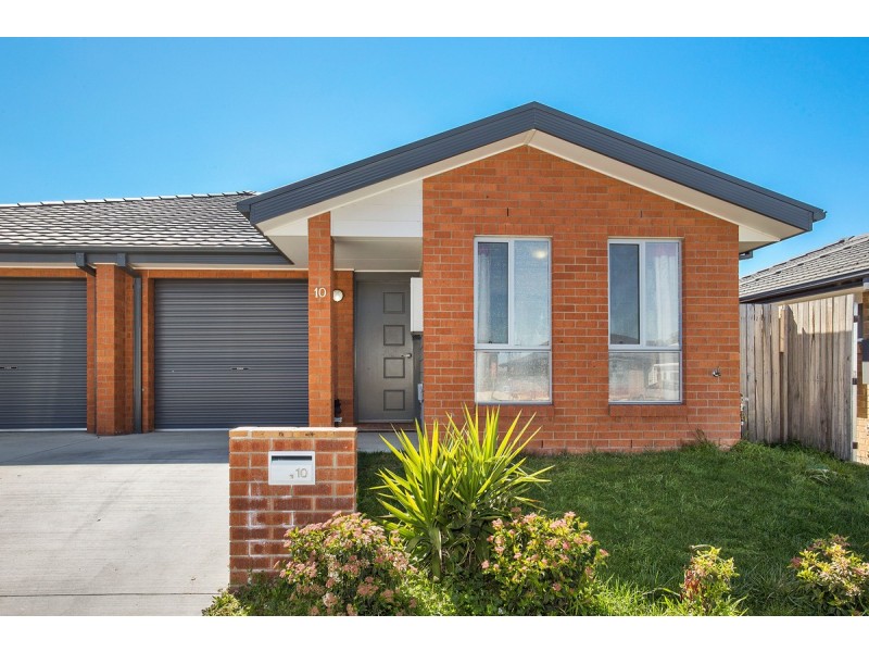 10 Gudamang Street, Ngunnawal ACT 2913