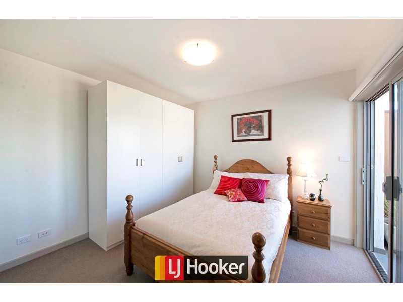 8/41 Clare Burton Crescent, Franklin ACT 2913