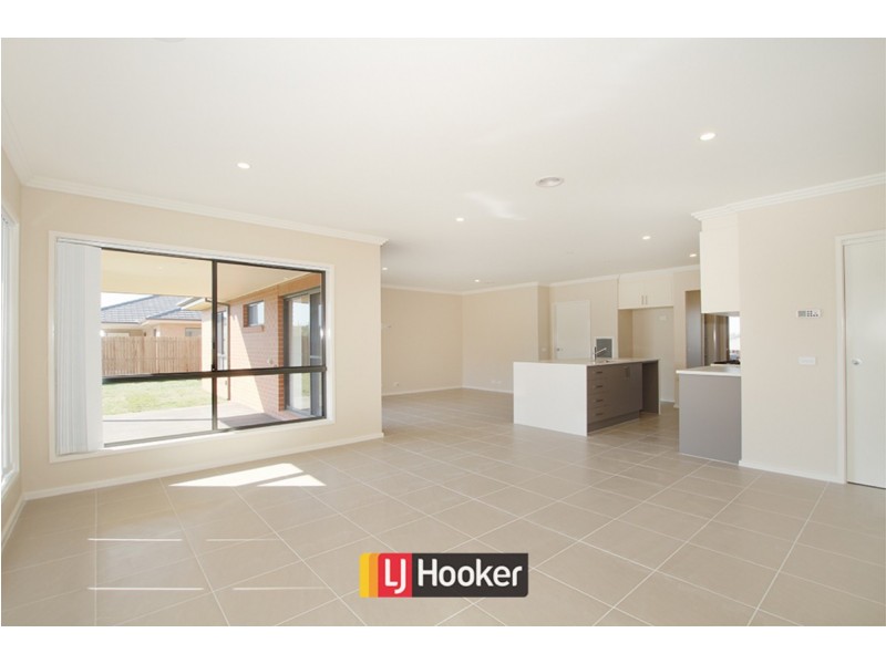 118 Greg Urwin Circuit, Casey ACT 2913