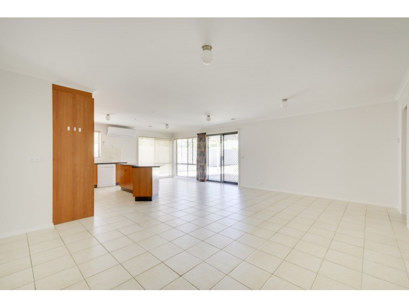 42 The Valley Avenue, Gungahlin ACT 2912