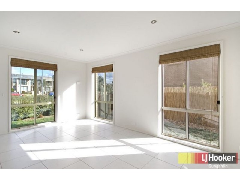 313 Anthony Rolfe Avenue, Gungahlin ACT 2912