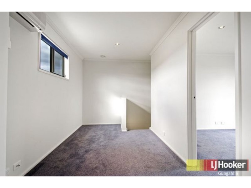 313 Anthony Rolfe Avenue, Gungahlin ACT 2912