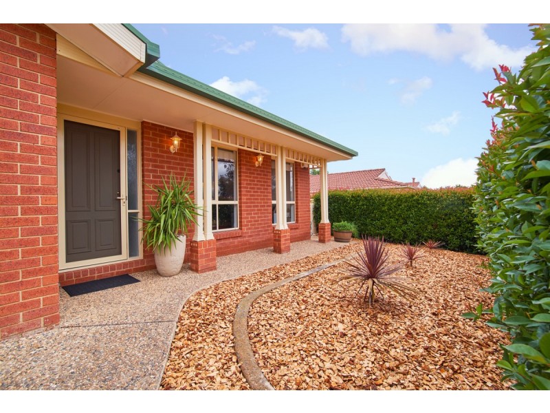 28 Noongale Court, Ngunnawal ACT 2913