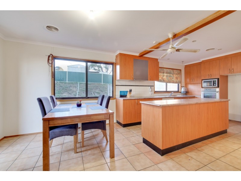 42 Nummerak Close, Carwoola NSW 2620