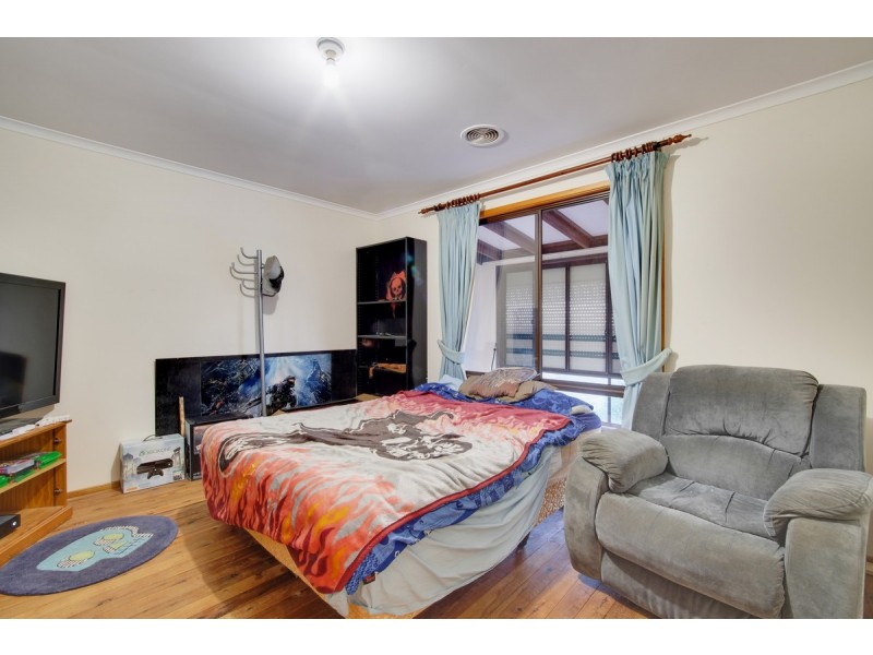 42 Nummerak Close, Carwoola NSW 2620