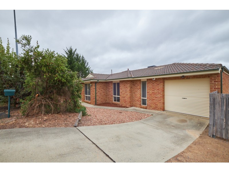 6 Barak Court, Ngunnawal ACT 2913