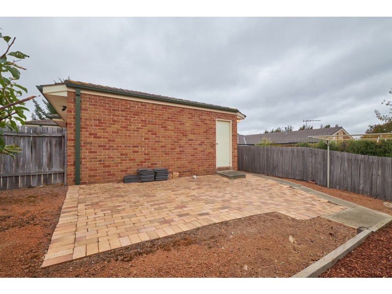 6 Barak Court, Ngunnawal ACT 2913