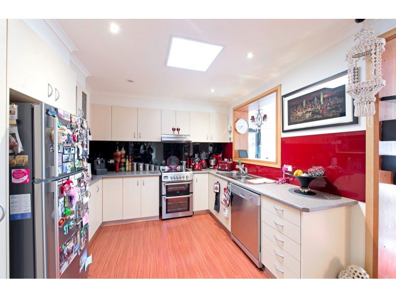 18 Beazley Crescent, Calwell ACT 2905