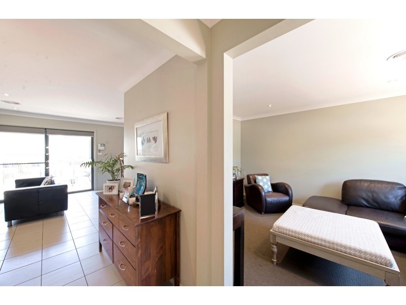 24 Charles Perkins Circuit, Bonner ACT 2914