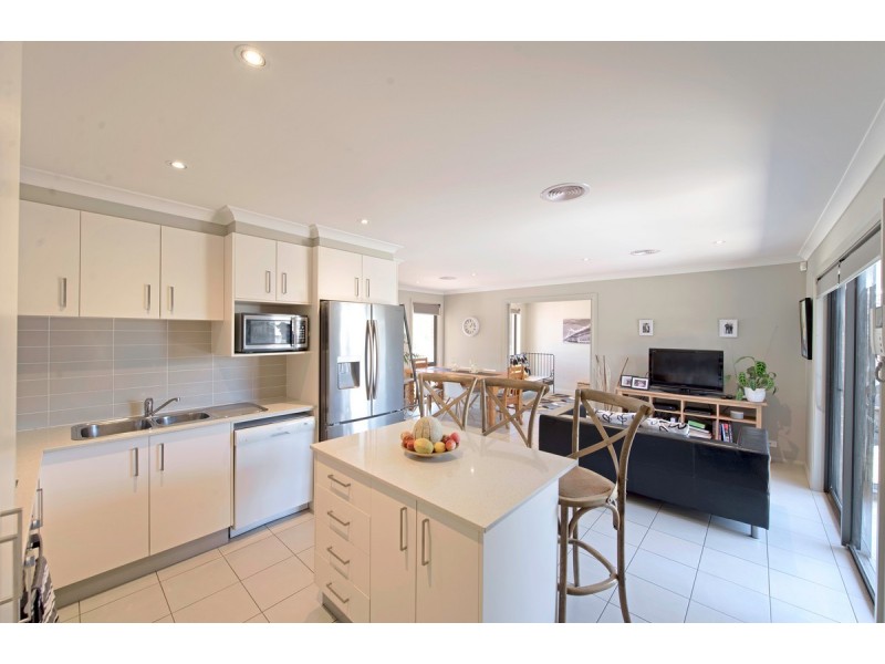 24 Charles Perkins Circuit, Bonner ACT 2914