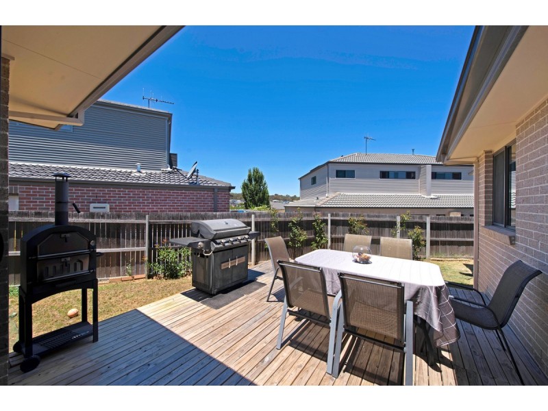 24 Charles Perkins Circuit, Bonner ACT 2914