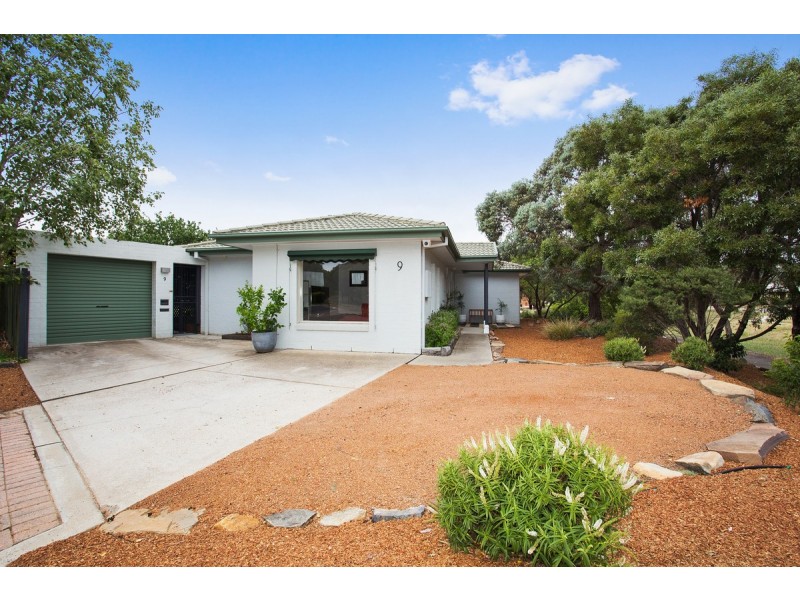 9 Tari Close, Ngunnawal ACT 2913