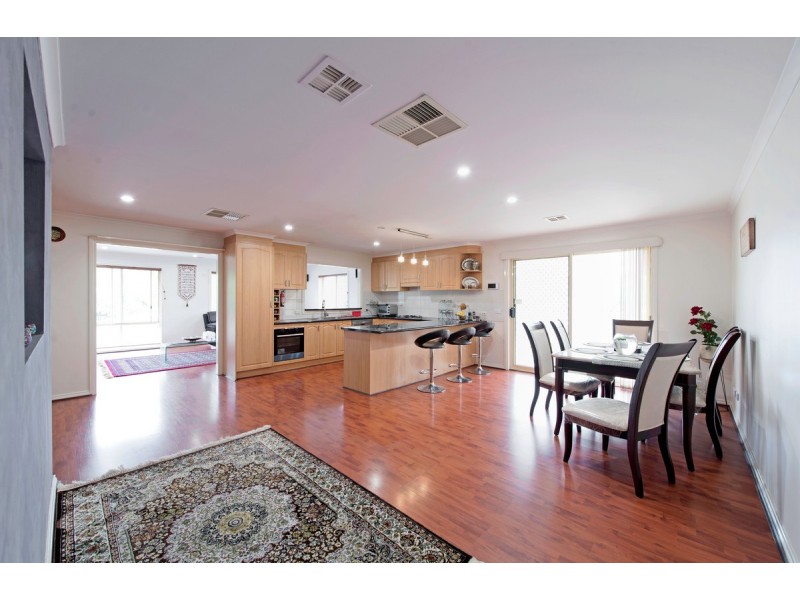 5 Godson Place, Dunlop ACT 2615